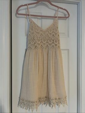 BE COOL Cream Crochet-Top Mini Dress